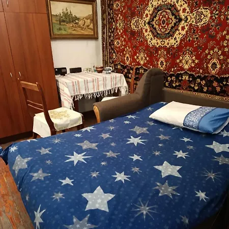 однокімнатна *